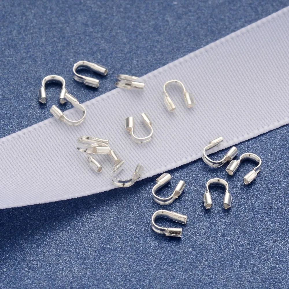 100pc Brass Wire Guardian and Protectors Silver Color Plated about 4mm wide 5mm long 1mm thick Hole: 0.5mm
100pc Brass Wire Guardian and Protectors Silver Color Plated about 4mm wide 5mm long 1mm thick Hole: 0.5mm