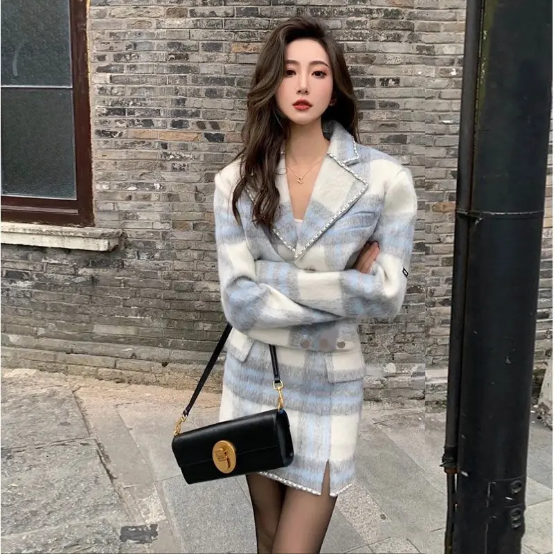 UNXX 2022 Arrivals New Winter Fashion Plaid Blazer Jacket and Skirt Set for Women Korean Style Short Woolen Suit High Quality
UNXX 2022 Arrivals New Winter Fashion Plaid Blazer Jacket and Skirt Set for Women Korean Style Short Woolen Suit High Quality