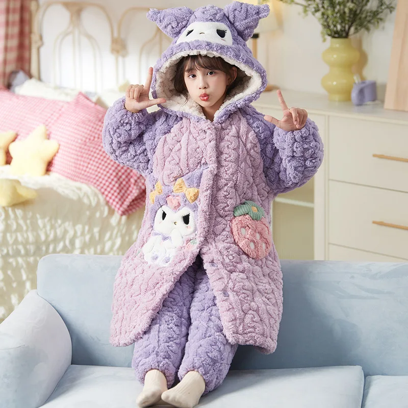 Детская длинная пижама Hello Kitty Kuromi My Melody утепленная ночная рубашка зимняя аниме Sanrio милый теплый домашний комплект
Детская длинная пижама Hello Kitty Kuromi My Melody утепленная ночная рубашка зимняя аниме Sanrio милый теплый домашний комплект