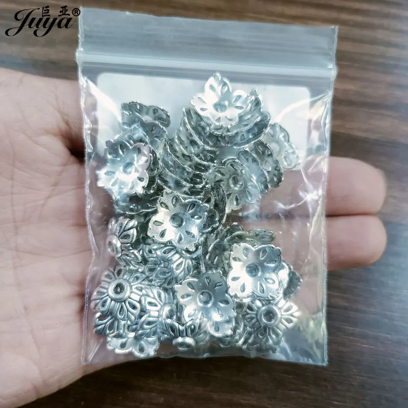 1Pack Hollow Flower Shape Bead Caps Fit For Round End Beads Spacer Caps DIY Jewelry Making Earrings Braceles Crafts Accessories
1Pack Hollow Flower Shape Bead Caps Fit For Round End Beads Spacer Caps DIY Jewelry Making Earrings Braceles Crafts Accessories