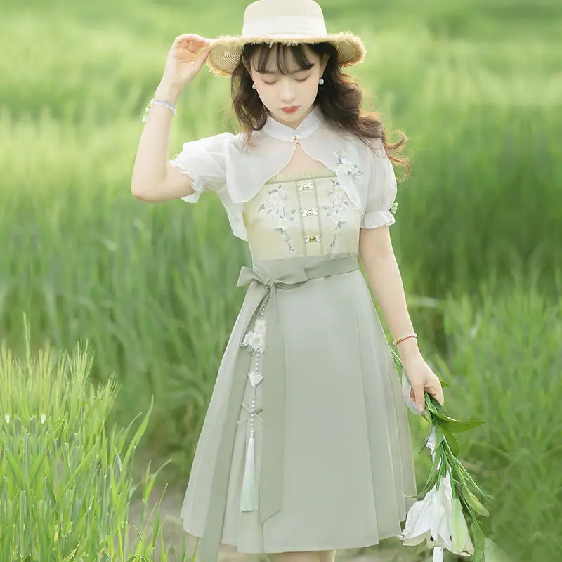 Improved Chinese Style Green Floral Embroidery Hanfu Cloak Suspender Dress Two Piece Suit for Women Summer Kawaii Lolita Dresses
Improved Chinese Style Green Floral Embroidery Hanfu Cloak Suspender Dress Two Piece Suit for Women Summer Kawaii Lolita Dresses