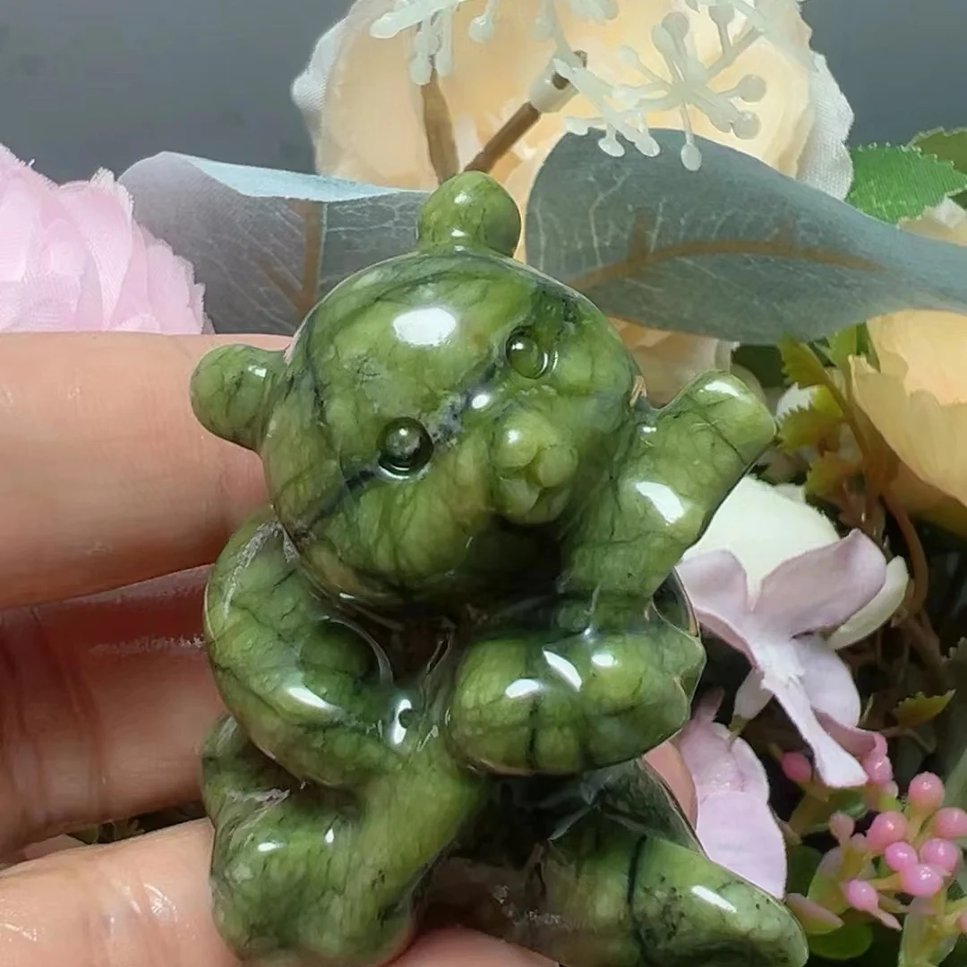 

5cm Natural healing crystals handmade green color hsiuyen jade panda carving crafts for decoration
