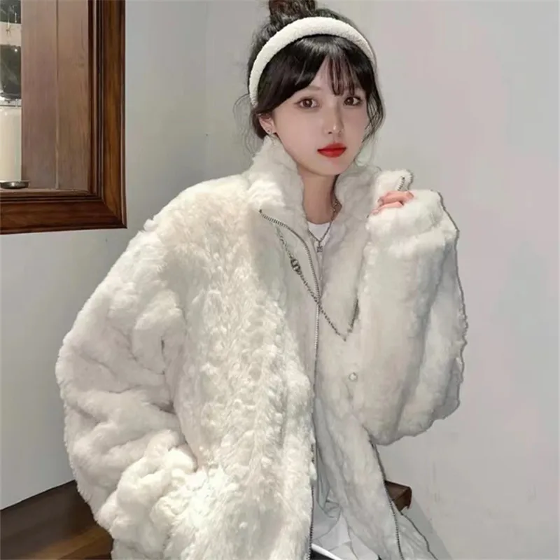 Thickened Warm Winter New Rabbit Fur Coat Women's Long Loose Collar Faux Fur Coat C616
Thickened Warm Winter New Rabbit Fur Coat Women's Long Loose Collar Faux Fur Coat C616