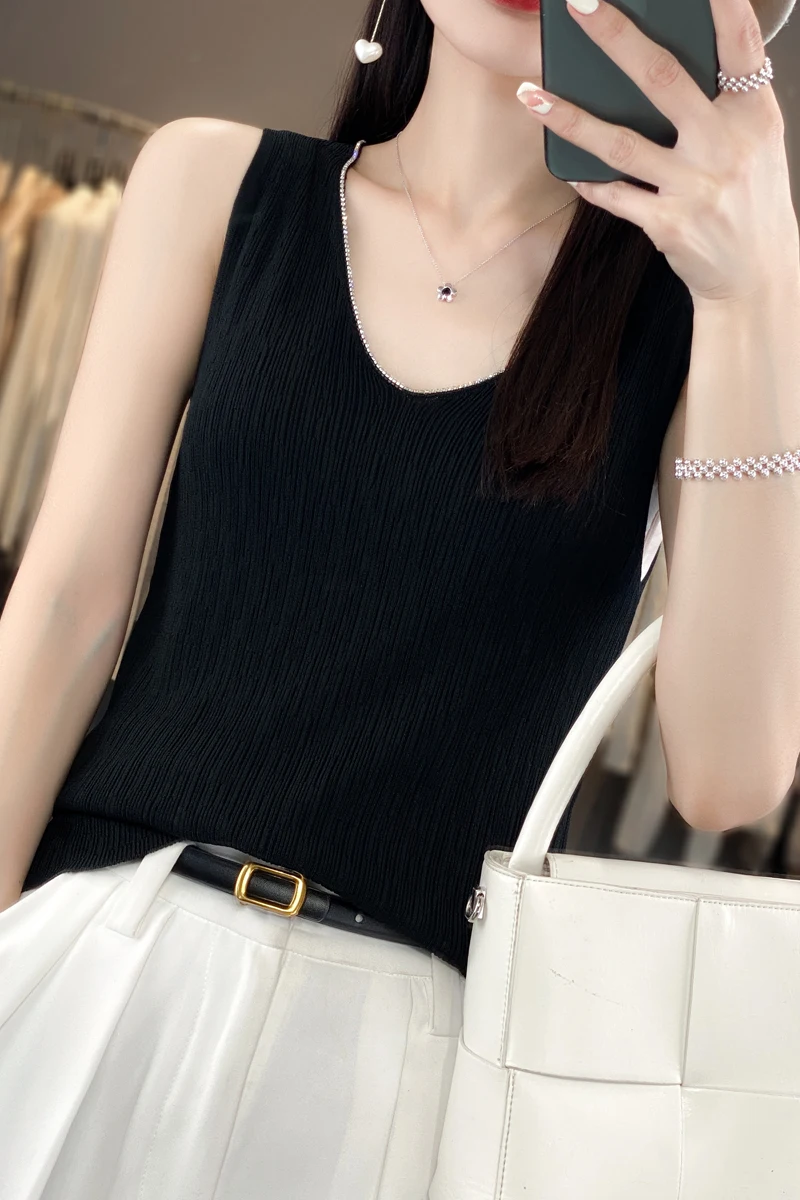 Tencel Vest with Bottoming Shirt for Women, Threaded Slim Sleeveless Top, Thin Sling, Casual Fashion, New, Summer, 2023
Tencel Vest with Bottoming Shirt for Women, Threaded Slim Sleeveless Top, Thin Sling, Casual Fashion, New, Summer, 2023