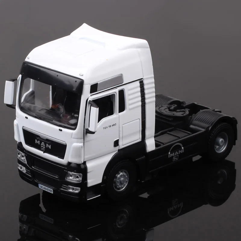 Joycity 1/43 MAN TGX Man TGX 18 480 Truck Tractor Head Metal Car Model Diecasts & Toy Vehicles Replicas Gift For Collectors
Joycity 1/43 MAN TGX Man TGX 18 480 Truck Tractor Head Metal Car Model Diecasts & Toy Vehicles Replicas Gift For Collectors