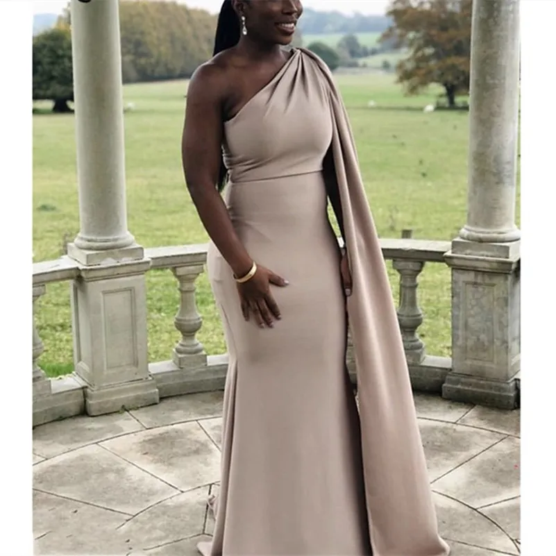 Long Bridesmaid Dresses With Cape African Special One Shoulder Floor Length Mermaid Crepe Wedding Party Bridesmaid Dresses
Long Bridesmaid Dresses With Cape African Special One Shoulder Floor Length Mermaid Crepe Wedding Party Bridesmaid Dresses