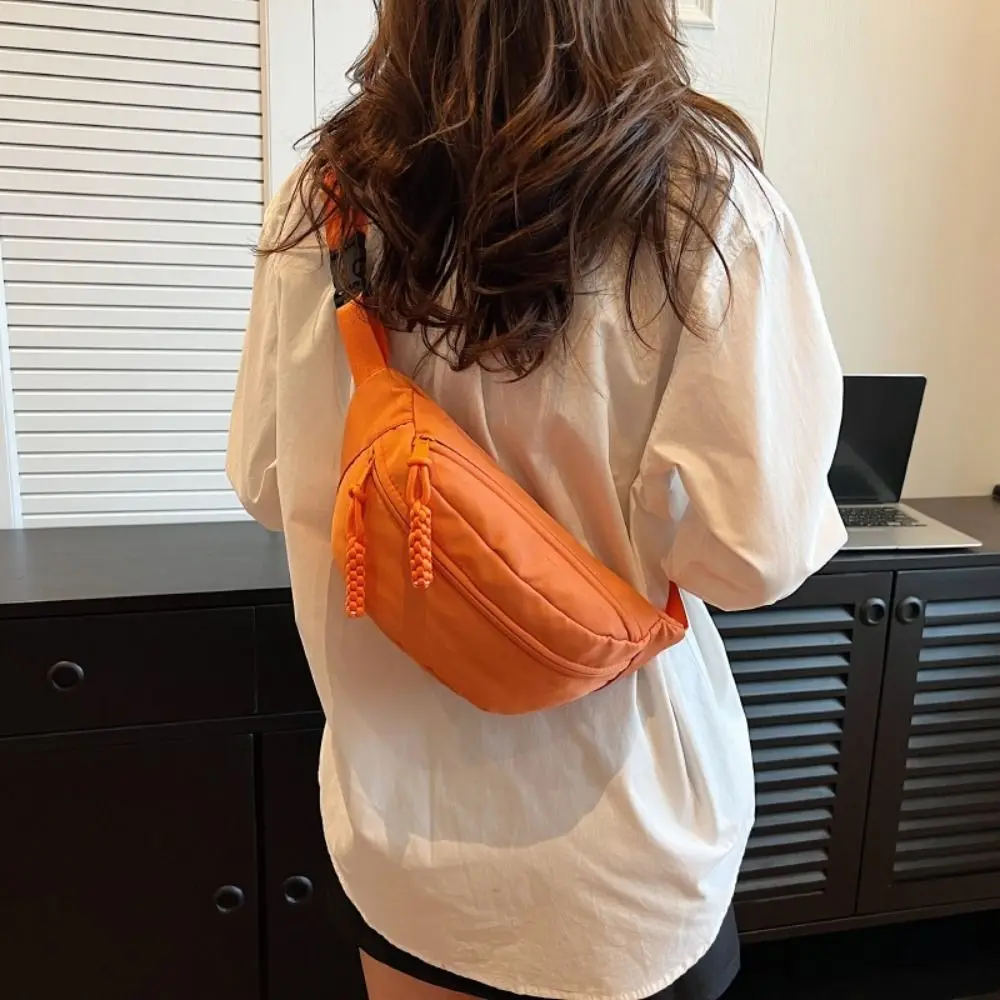 Zipper Canvas Crossbody Bag Elegant Korean Style nylon Canvas Chest Bag Large Capacity Handbag Waist Bag Outdoor
Zipper Canvas Crossbody Bag Elegant Korean Style nylon Canvas Chest Bag Large Capacity Handbag Waist Bag Outdoor