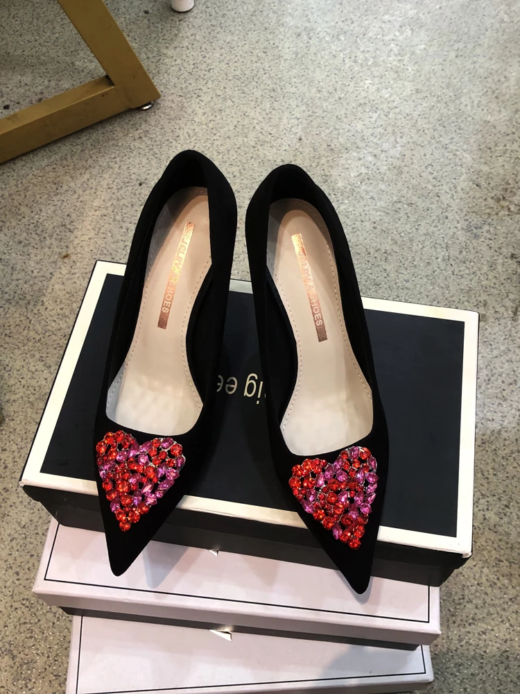 

Diamond pointed high heels for women's new design sense, niche internet celebrity temperament, black slim heel shoes