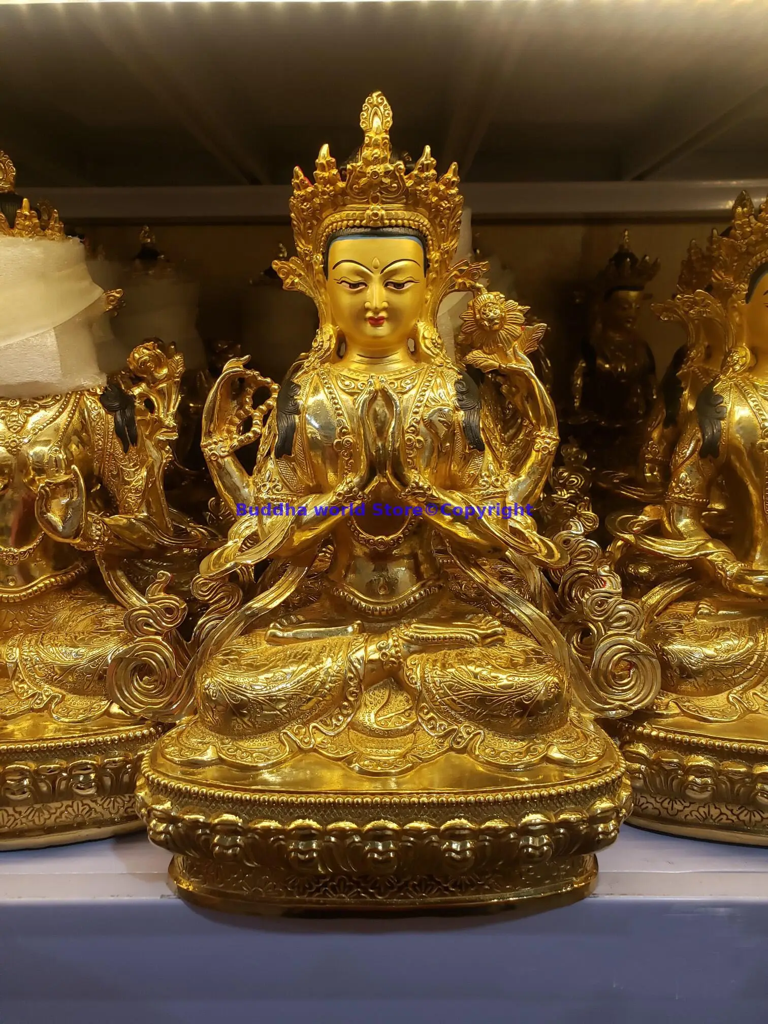 Tibet Thailand Temple Buddhist supplies buddha statue Buddhism Family protection Four armed Guanyin buddha Gold plating copper
Tibet Thailand Temple Buddhist supplies buddha statue Buddhism Family protection Four armed Guanyin buddha Gold plating copper