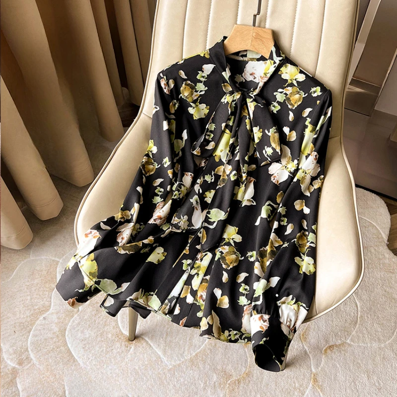 Silk Women's Shirt Satin New Vintage Blouses Floral Spring/Summer Ladies Clothing Loose Fashion Long Sleeves Bow Printed Tops
Silk Women's Shirt Satin New Vintage Blouses Floral Spring/Summer Ladies Clothing Loose Fashion Long Sleeves Bow Printed Tops