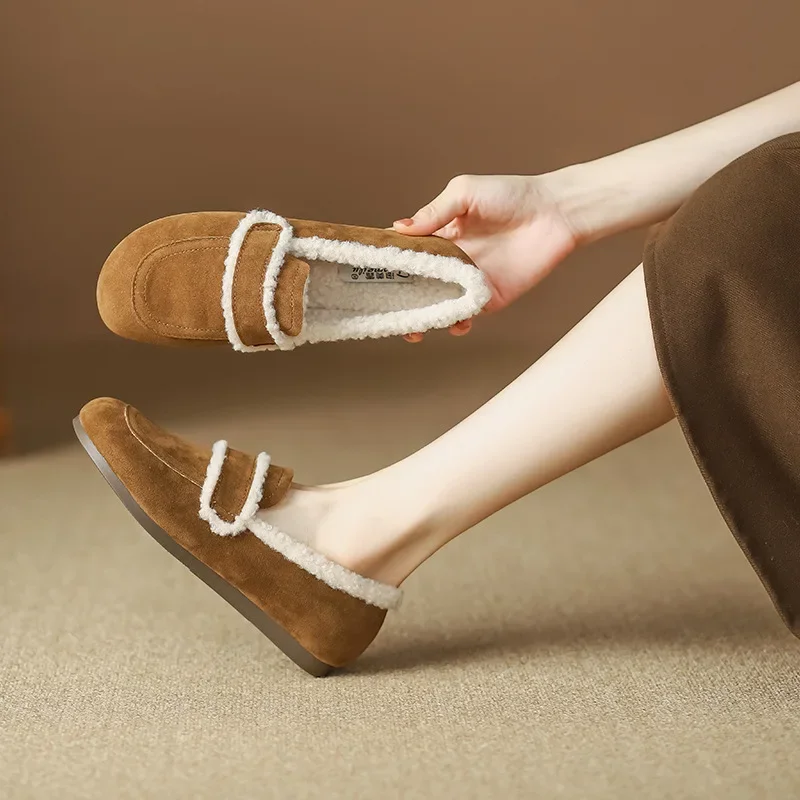 Autumn Winter Warm Women Plush Flat Shoes Korean Style Mary Jane Female Casual Boat Shoes Outdoor Work Shoes Plus Size 2024new
Autumn Winter Warm Women Plush Flat Shoes Korean Style Mary Jane Female Casual Boat Shoes Outdoor Work Shoes Plus Size 2024new