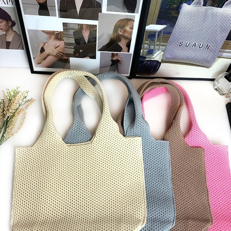 Handbag Hollowed Out Bag with New Niche Design Korean Version Simple and Versatile Solid Color Tote Bag Bags for Women Hand Bags
Handbag Hollowed Out Bag with New Niche Design Korean Version Simple and Versatile Solid Color Tote Bag Bags for Women Hand Bags
