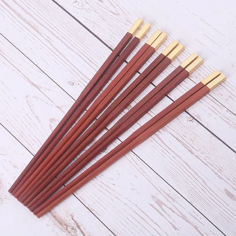 1 Pairs Red Sandalwood Chopsticks Reusable Natural Wooden Chopsticks Kitchen Tableware Travel Portable Environmental Chopsticks
1 Pairs Red Sandalwood Chopsticks Reusable Natural Wooden Chopsticks Kitchen Tableware Travel Portable Environmental Chopsticks