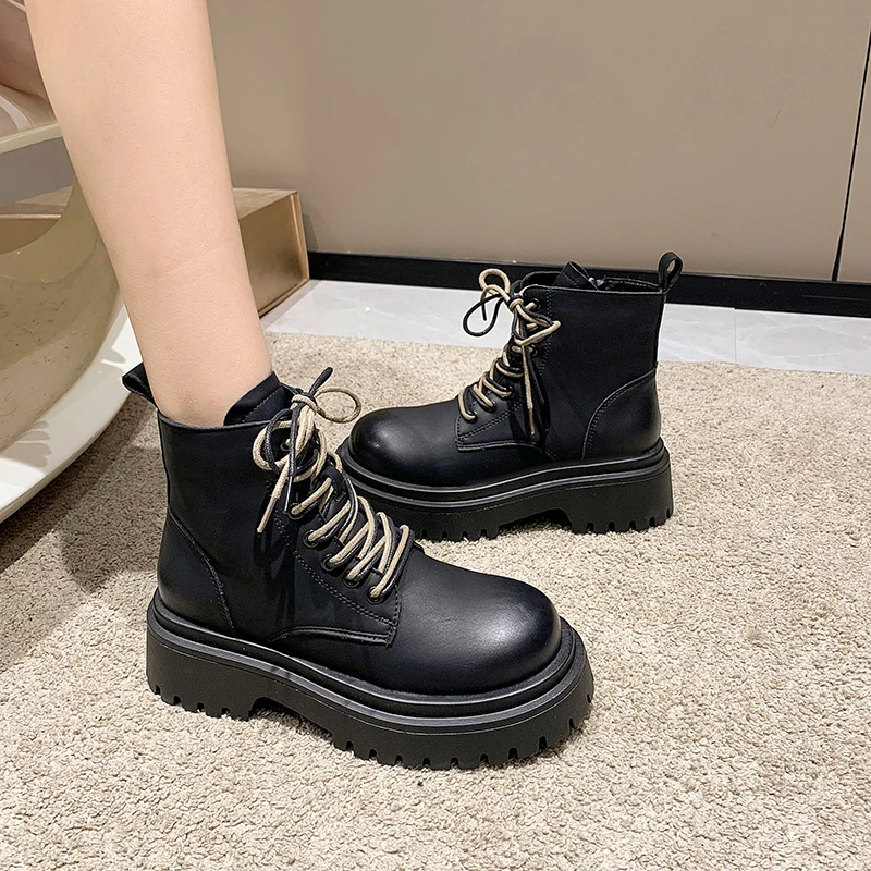 Thick Soled Short Boots Women's Side Zipper 2022 Fashion Versatile Solid Quality Short Boots Spring and Autumn Shoes for Women
Thick Soled Short Boots Women's Side Zipper 2022 Fashion Versatile Solid Quality Short Boots Spring and Autumn Shoes for Women
