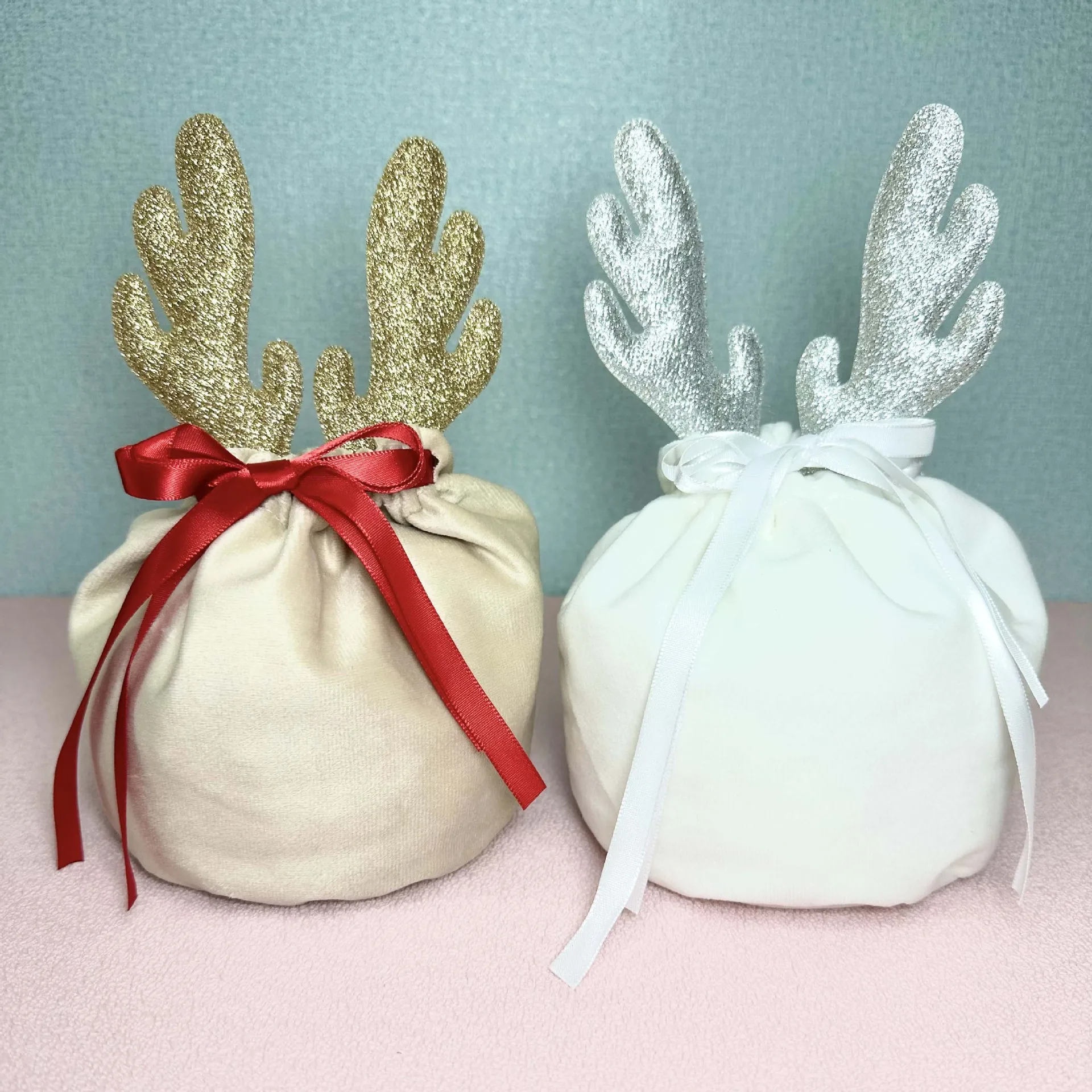

1 шт. Рождественский Подарочный пакет для конфет с оленем бархатные мешки для Санта-Клауса подарочные мешки на шнурке Рождественское украшение для детей новый год искусственный подарок