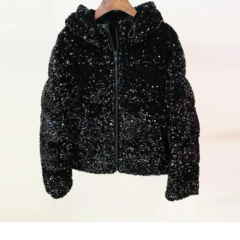 Winter New Shinny Bling Sequins Lady Outwear Fine Workmanship High Street Jacket Women Hooded Down Coats
Winter New Shinny Bling Sequins Lady Outwear Fine Workmanship High Street Jacket Women Hooded Down Coats