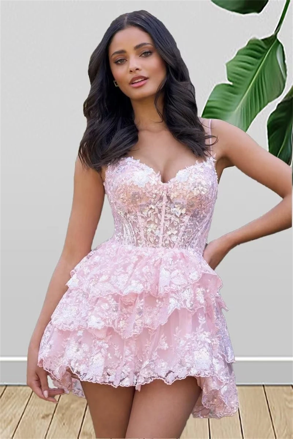 

Tiered Lace Homecoming Dresses Sparkly Sequin Prom Dress Short Spaghetti Strap Corset Formal Party Cocktail Gown With Teens