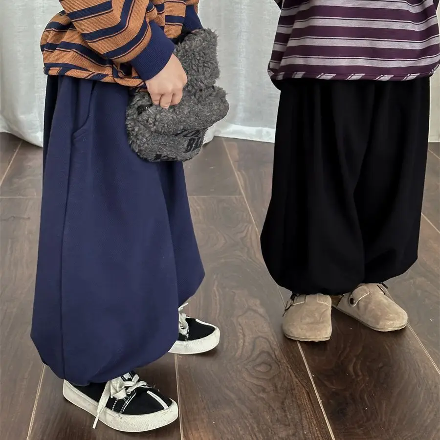 

Осенне-зимние детские хлопковые свободные брюки, однотонные детские брюки в Корейском стиле с эластичным поясом, повседневная одежда для маленьких мальчиков и девочек