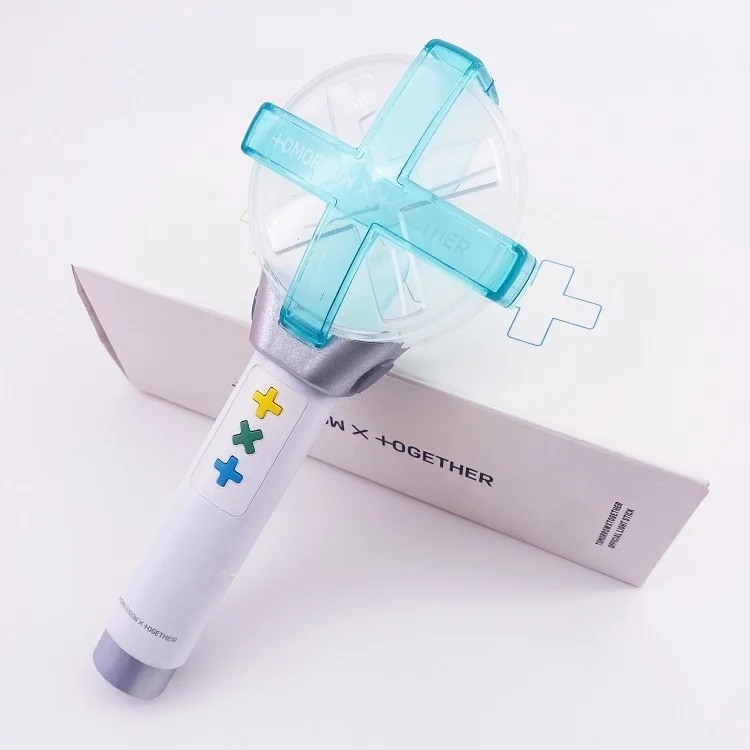 Kpop TXT Light Stick Korea Kpop Lightstick LED Bluetooth Stick Luminous Rod Concert Glow Lamp Hiphop Flash Aid Rod Fans Gift
Kpop TXT Light Stick Korea Kpop Lightstick LED Bluetooth Stick Luminous Rod Concert Glow Lamp Hiphop Flash Aid Rod Fans Gift