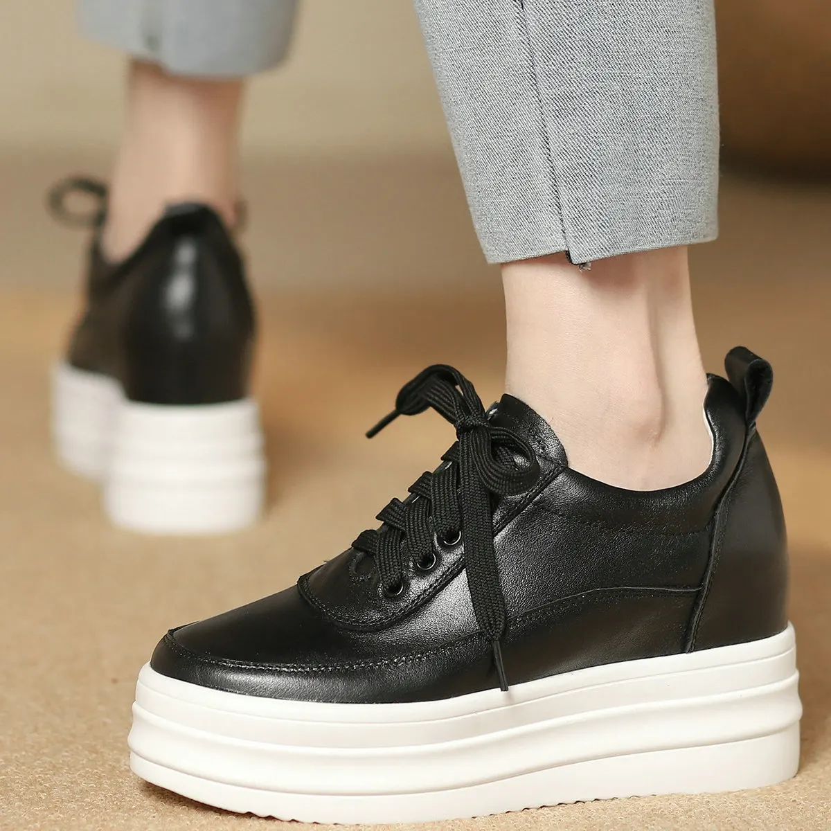 Platform Pumps Shoes Women Lace Up Genuine Leather Wedges High Heel Ankle Boots Female Round Toe Fashion Sneakers Casual Shoes
Platform Pumps Shoes Women Lace Up Genuine Leather Wedges High Heel Ankle Boots Female Round Toe Fashion Sneakers Casual Shoes