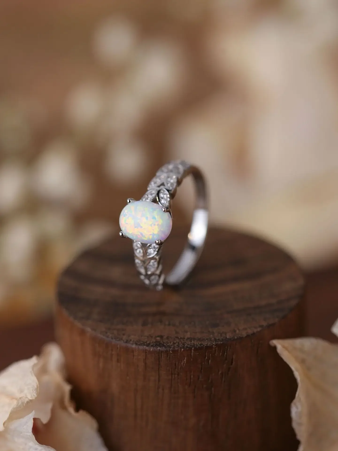 

Pure 925 Silver Hot Sales Oval White Opal Women's Ring Inlaid with 2 Row of Symmetrical Zircon,Sweet Style for Wedding