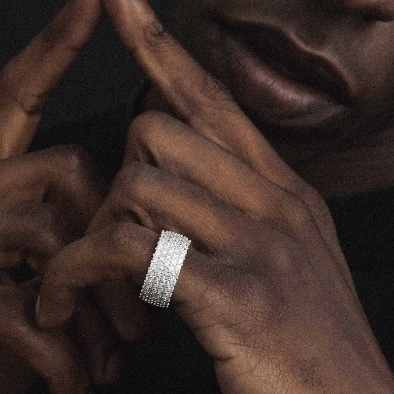 DZM10MM Full Diamond Set with Diamond Ring, European and American Minority Men's and Women's Zircon Diamond Cuban Ring
DZM10MM Full Diamond Set with Diamond Ring, European and American Minority Men's and Women's Zircon Diamond Cuban Ring