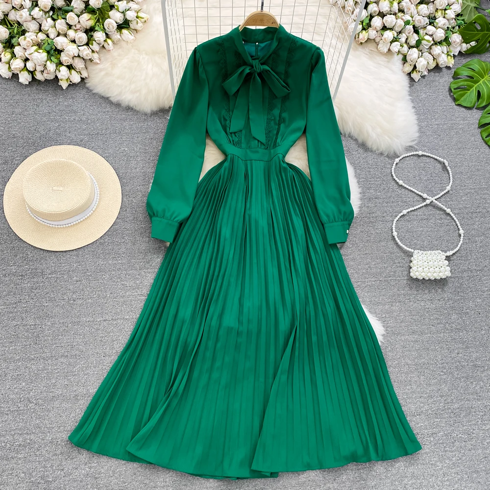 2023 New Spring Runway Ruffles Lace Elegant Dress Women's Bow Collar Long Sleeve Floral Print Green Maxi Pleated VestidosM1948
2023 New Spring Runway Ruffles Lace Elegant Dress Women's Bow Collar Long Sleeve Floral Print Green Maxi Pleated VestidosM1948