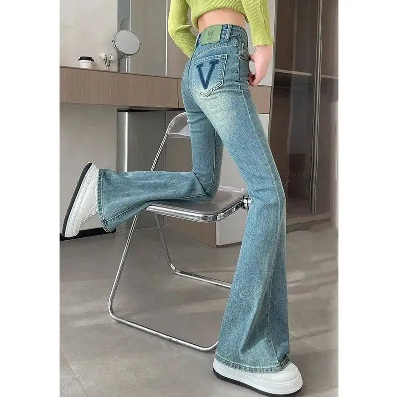 2024 spring autumn new Solid Color High Waist Elastic Button Pockets Fashion Vintage Slim thin Versatile Commuter Flare Trousers
2024 spring autumn new Solid Color High Waist Elastic Button Pockets Fashion Vintage Slim thin Versatile Commuter Flare Trousers