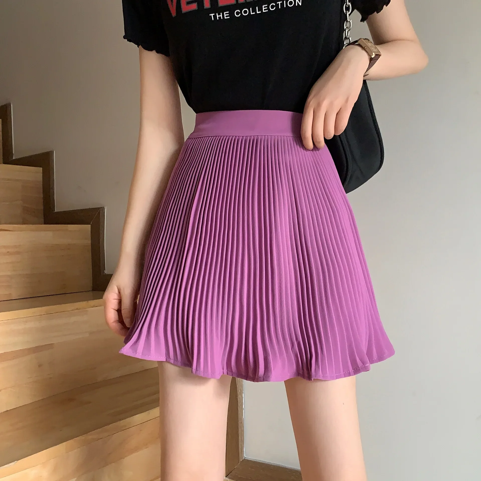 Women's Skirt 2023 Summer New Preppy Style Elastic High Waist Thin Pleated A-line Skirt Vintage Skirt Woman Y2k Clothes
Women's Skirt 2023 Summer New Preppy Style Elastic High Waist Thin Pleated A-line Skirt Vintage Skirt Woman Y2k Clothes