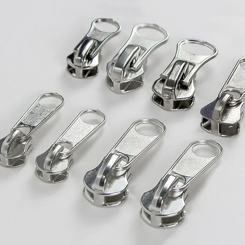 10/20Pcs 3# 5# 8# Zipper Sliders for Nylon Resin Metal Zips Silver Zippers Slider Pull Luggage Tape Zip Puller Lock Head Kitting 
10/20Pcs 3# 5# 8# Zipper Sliders for Nylon Resin Metal Zips Silver Zippers Slider Pull Luggage Tape Zip Puller Lock Head Kitting