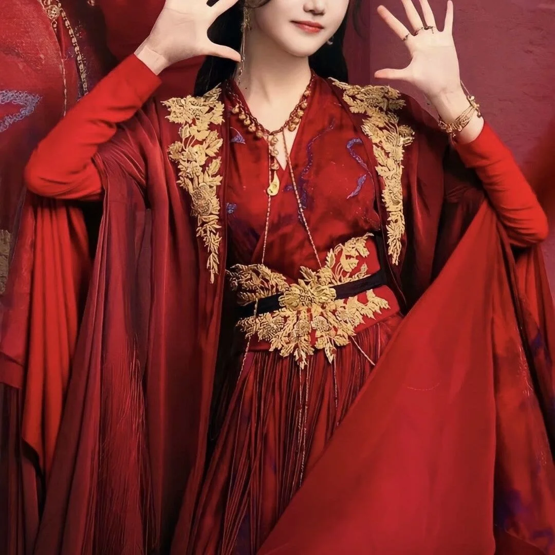 

Changyue Jinming, Sun Jenny, Little Fox, Elegant Style, Same Big Red Robe Costume, Dominant Performance Costume, Comes with