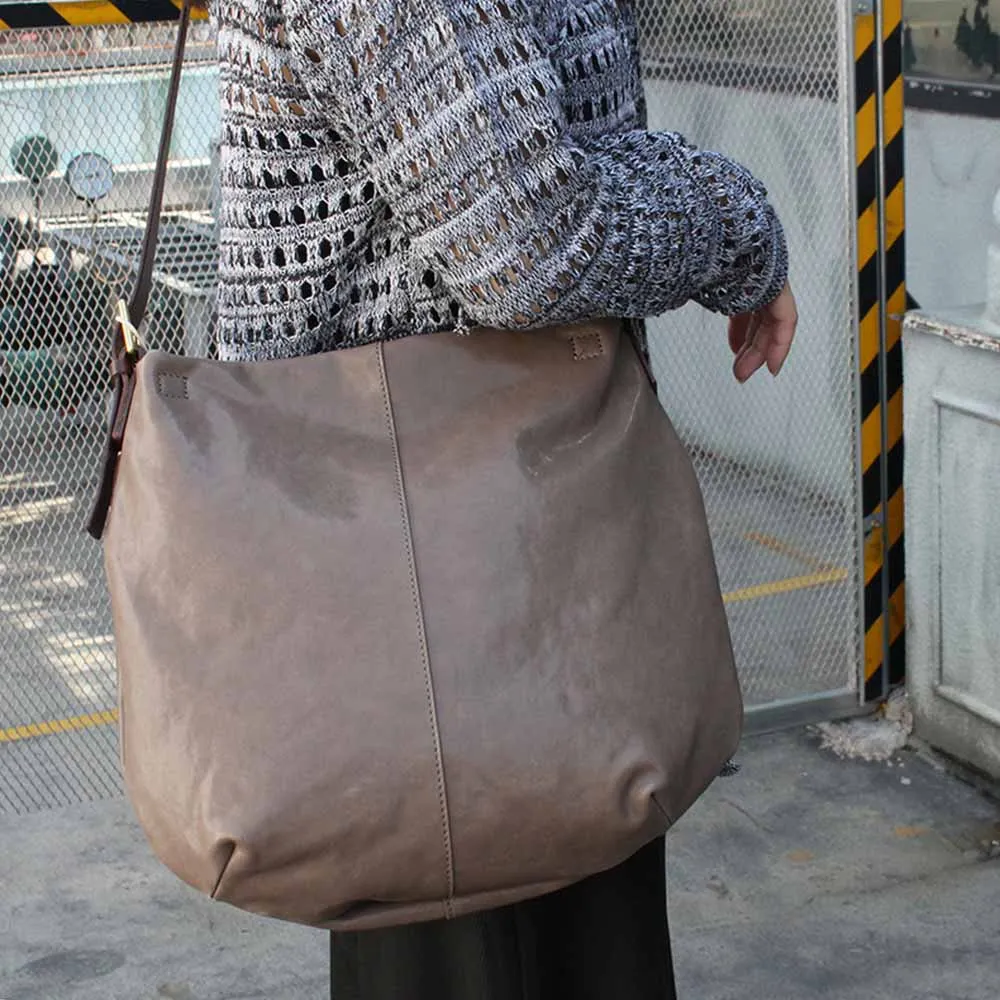 MS Fresh Style Cow Leather Woman Bags Large Capacity Leisure Ladies Shopper Bag Luxury Cowhide Handbag Retro Purse 2023 New
MS Fresh Style Cow Leather Woman Bags Large Capacity Leisure Ladies Shopper Bag Luxury Cowhide Handbag Retro Purse 2023 New