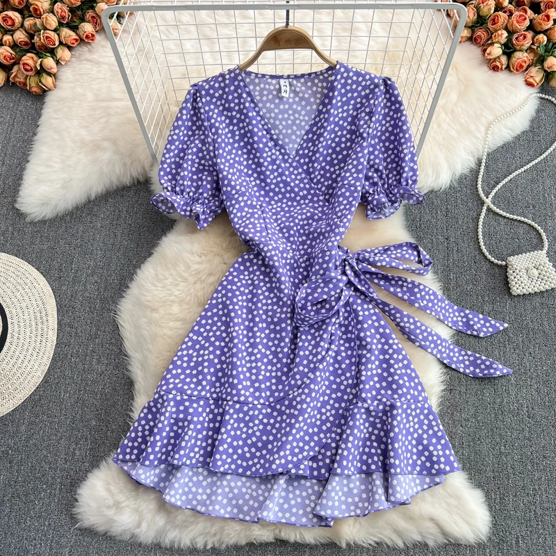 

2022 Spring New V-neck Bandage Waist Slim Ruffle Dress Bubble Sleeve Floral Dress Seaside Resort Beach Dress Summer