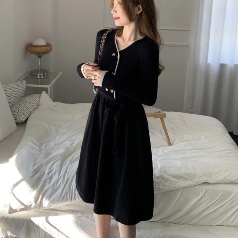 Fall/Winter 2022 New Midi Sweater Dress Korean Version of The Shoulder Thin Knit Skirt Sweater Dress Female Black Women Clothing
Fall/Winter 2022 New Midi Sweater Dress Korean Version of The Shoulder Thin Knit Skirt Sweater Dress Female Black Women Clothing