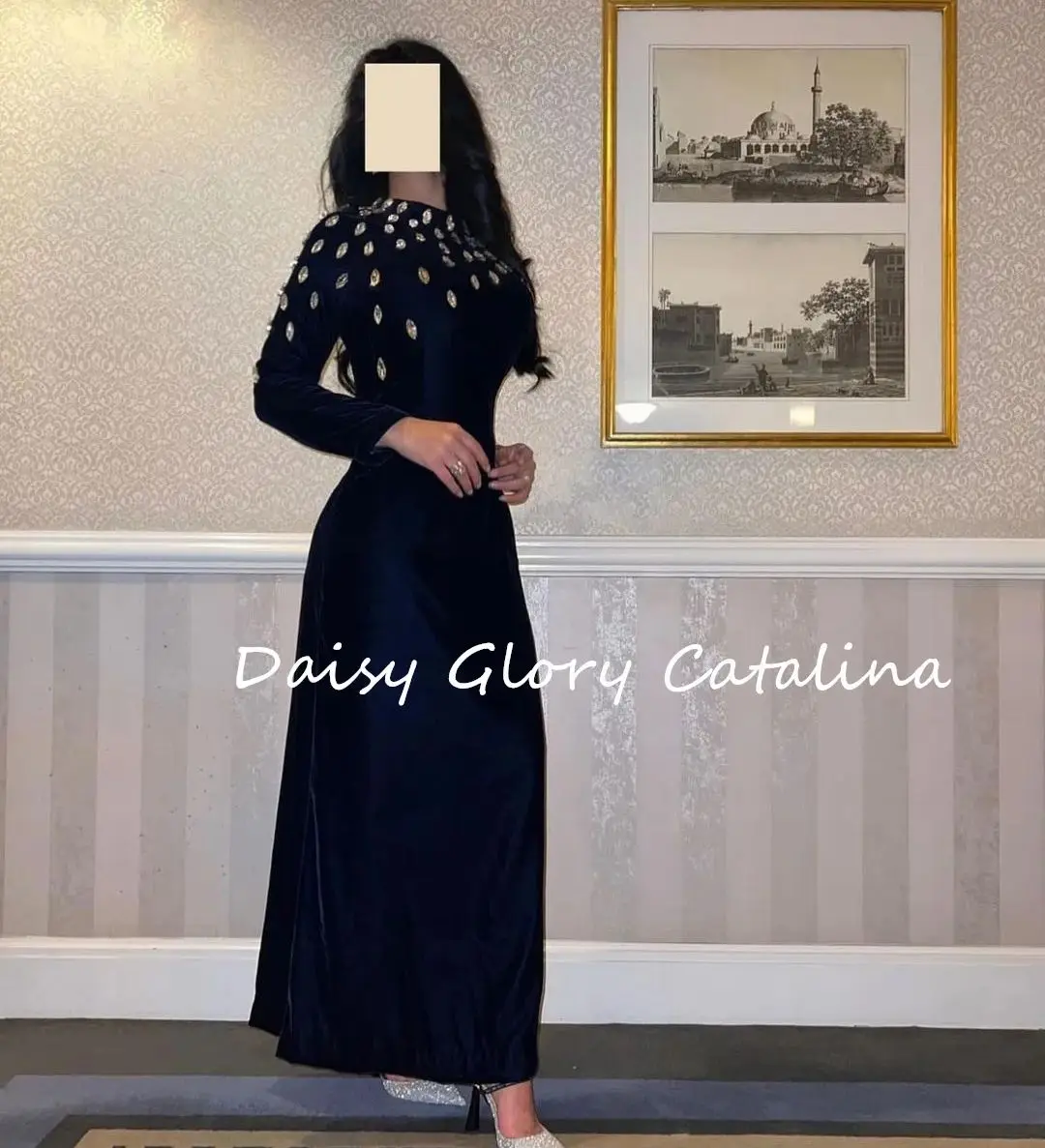 Long Sleeves Beads Prom Dresses 2024 New Black Evening Dress Elegant High Neck Custom Made Formal Occasion Party Gown Robes De
Long Sleeves Beads Prom Dresses 2024 New Black Evening Dress Elegant High Neck Custom Made Formal Occasion Party Gown Robes De