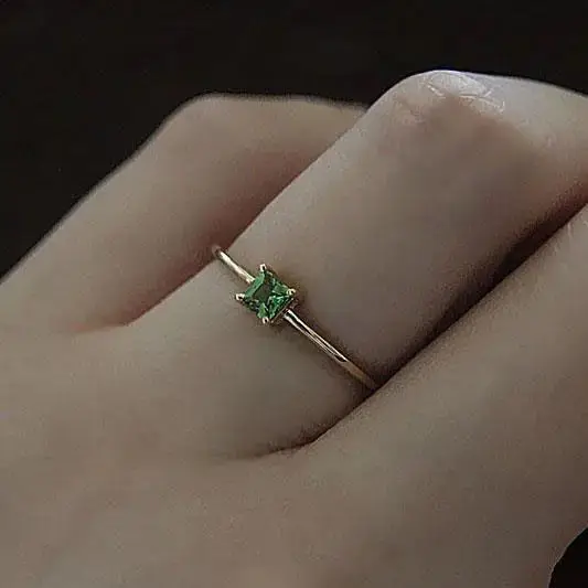 s925 sterling silver inlaid with natural greenstone simple and versatile fashion ring women's exquisite and versatile
s925 sterling silver inlaid with natural greenstone simple and versatile fashion ring women's exquisite and versatile