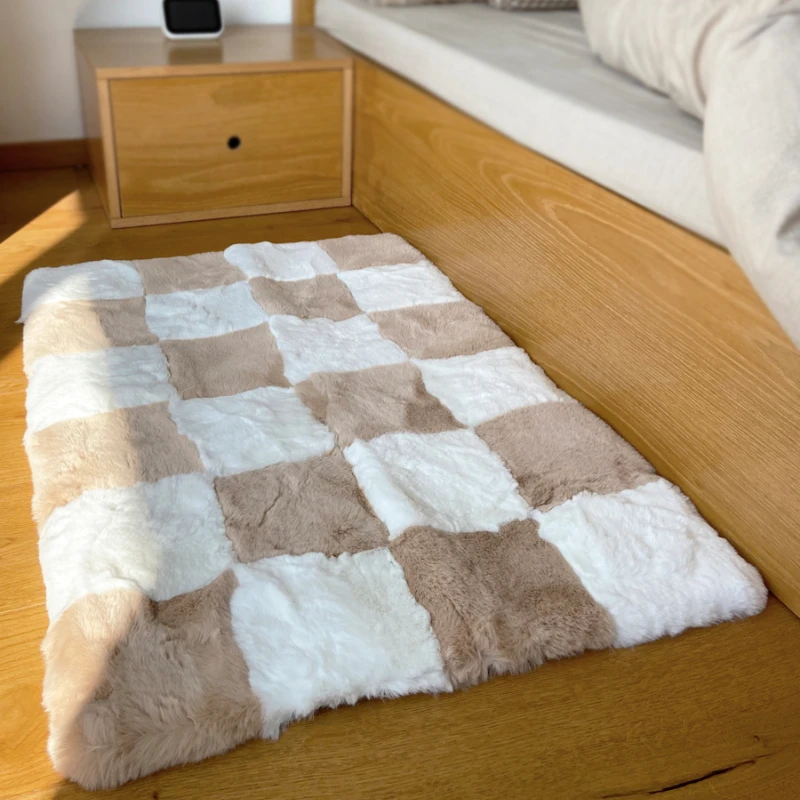Living Room Carpet Modern Retro Checkerboard Fashion Thicken Soft Plush Mat Fluffy Large Area Decoration Bedroom Cloakroom Rug
Living Room Carpet Modern Retro Checkerboard Fashion Thicken Soft Plush Mat Fluffy Large Area Decoration Bedroom Cloakroom Rug