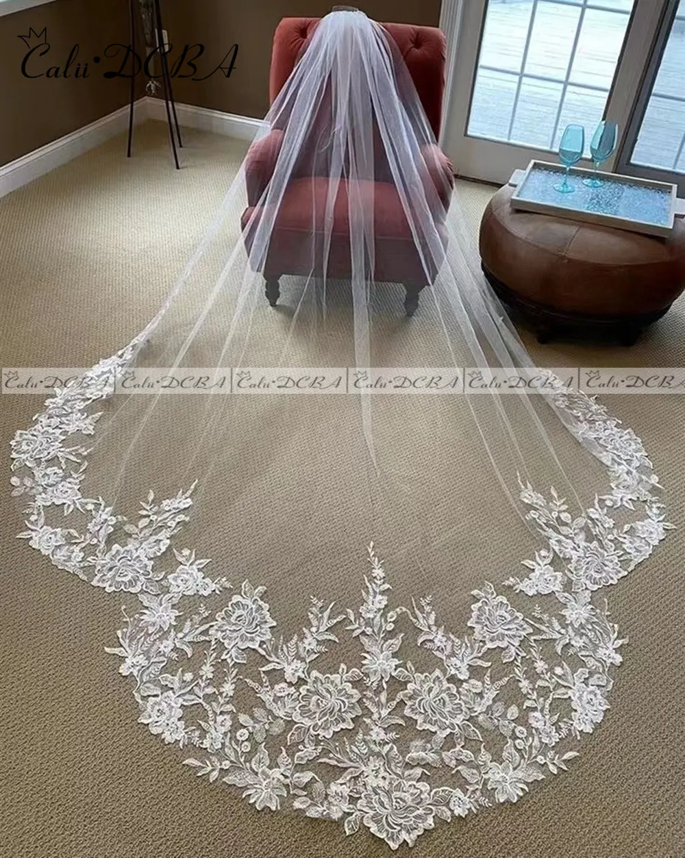 

Gorgeous Wedding Veil 1 Tier Soft Tulle Scalloped Veil Lace Edge Floral Elegance Bridal Veils White Ivory Custom Veil 300cm