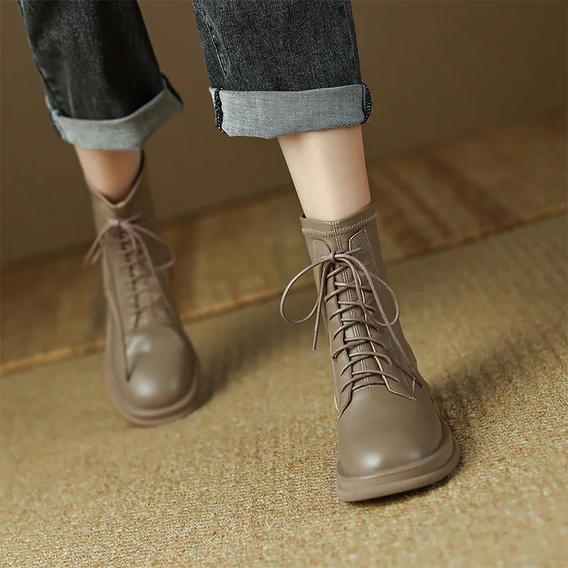 Luxury Nice New Ankle Boots Women Leather Round Toe Lace Up Thick Flats Heels Chelsea Boots Winter Fashion Stretch Ankle Boots
Luxury Nice New Ankle Boots Women Leather Round Toe Lace Up Thick Flats Heels Chelsea Boots Winter Fashion Stretch Ankle Boots
