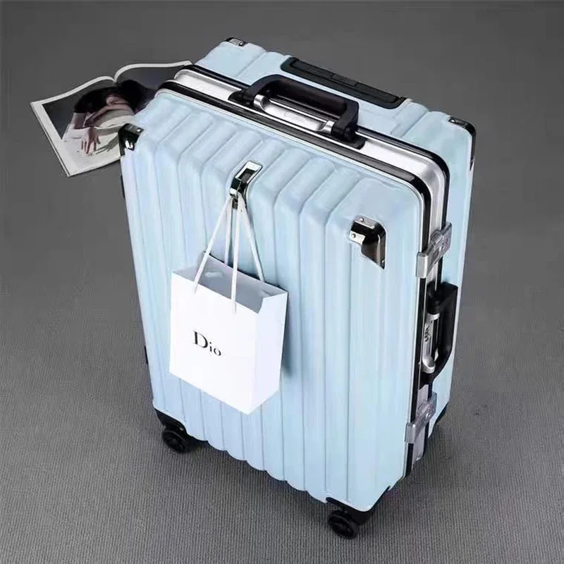 Fashion trend luggage female pull rod box male student travel suit carry on combination box aluminum frame
Fashion trend luggage female pull rod box male student travel suit carry on combination box aluminum frame