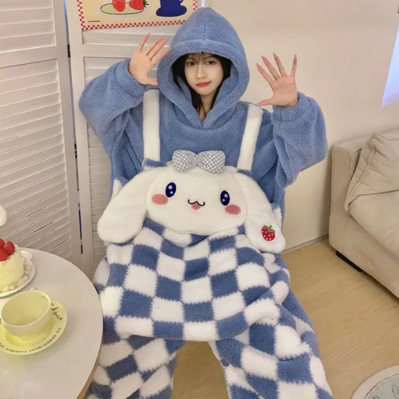 Cinamoroll Anime Sanrio Kawaii Plush Pajama New Kuromi Cute Winter Thickened Flannel Warm Homelike Jumpsuit Birthday Girl Gift
Cinamoroll Anime Sanrio Kawaii Plush Pajama New Kuromi Cute Winter Thickened Flannel Warm Homelike Jumpsuit Birthday Girl Gift