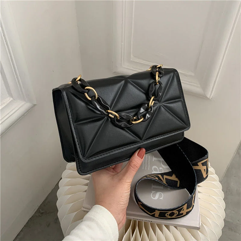 2024 New Women Advanced Diamond Bag Trend All-match Shoulder Bag Niche Chain Handbag Female Fashion Texture Shopping Bag
2024 New Women Advanced Diamond Bag Trend All-match Shoulder Bag Niche Chain Handbag Female Fashion Texture Shopping Bag