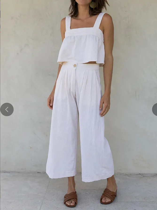 Cotton and Linen Vest Suit Female 2023 Summer New Square Collar Suspenders Backless Niche Design Short Suspender Suit
Cotton and Linen Vest Suit Female 2023 Summer New Square Collar Suspenders Backless Niche Design Short Suspender Suit