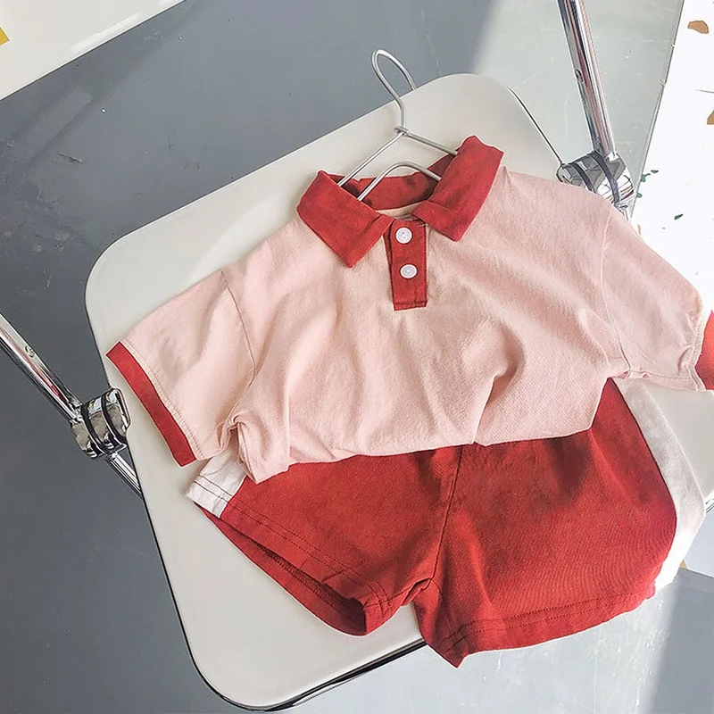 Children's clothing summer boys and girls simple short-sleeved T-shirt suit girls lapel cotton T-shirt shorts casual suit
Children's clothing summer boys and girls simple short-sleeved T-shirt suit girls lapel cotton T-shirt shorts casual suit