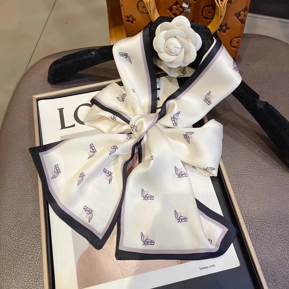 Hangzhou Silk White Horse Head Soft Scarf Silk Scarf Rectangular 150*15 Ribbon Silk Scarf Small Strip in Spring and Autumn
Hangzhou Silk White Horse Head Soft Scarf Silk Scarf Rectangular 150*15 Ribbon Silk Scarf Small Strip in Spring and Autumn