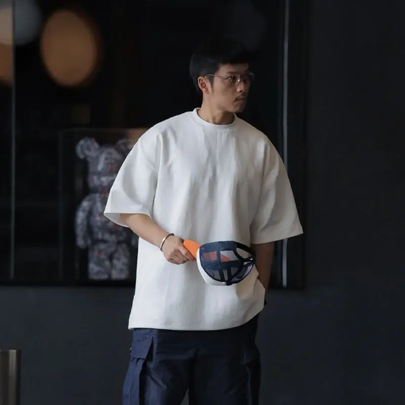 Summer New Heavyweight Japanese Casual Loose Round Neck Pure Cotton Solid Base Shirt Men Short Sleeved T-shirt Versatile Top Ins
Summer New Heavyweight Japanese Casual Loose Round Neck Pure Cotton Solid Base Shirt Men Short Sleeved T-shirt Versatile Top Ins