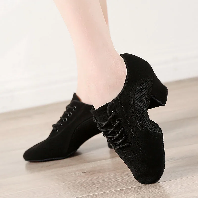 Sneakers Dance Shoes for Women Oxford Cloth Comfortable Modern Jazz Dancing Shoes Girls High Heel Shoes Ladies Sports Shoes
Sneakers Dance Shoes for Women Oxford Cloth Comfortable Modern Jazz Dancing Shoes Girls High Heel Shoes Ladies Sports Shoes
