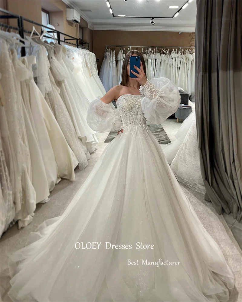 

OLOEY Sparkly Glitter A Line Wedding Dresses Puff Long Sleeves Strapless Sweep Train Bridal Gowns Dubai Arabic Vestido de noiva