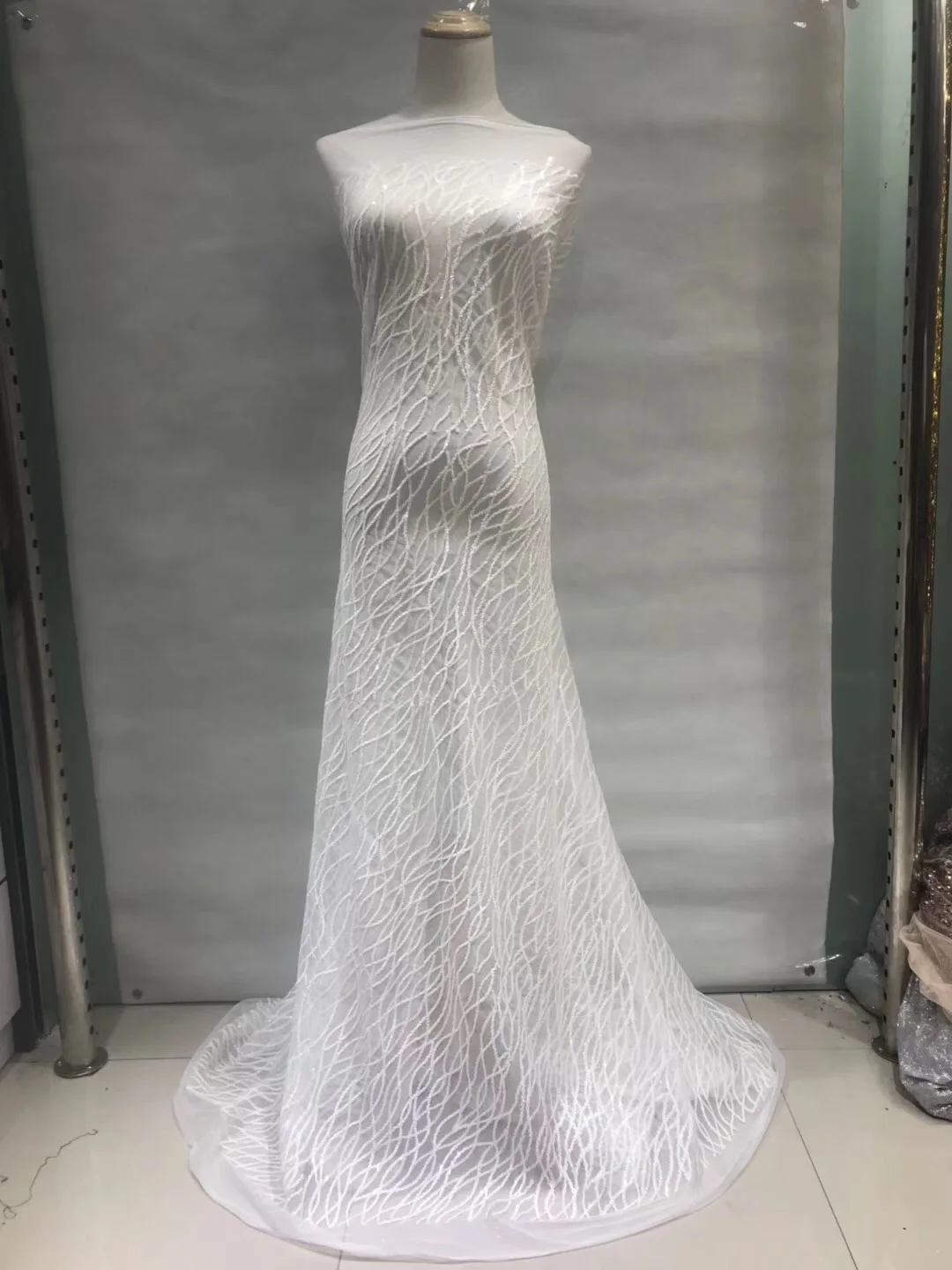 2021 High Quality African French Lace Fabric White Swiss Voile Lace in Switzerland net lace fabric 2021 Sequin Lace Fabric JL010
2021 High Quality African French Lace Fabric White Swiss Voile Lace in Switzerland net lace fabric 2021 Sequin Lace Fabric JL010