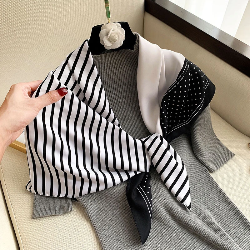 Design Twill Silk Square Scarf Women Luxury Brand Hijab Scarves Headband Foulard Ladies Shawl Wrap Echarpe Foulard Bandana
Design Twill Silk Square Scarf Women Luxury Brand Hijab Scarves Headband Foulard Ladies Shawl Wrap Echarpe Foulard Bandana